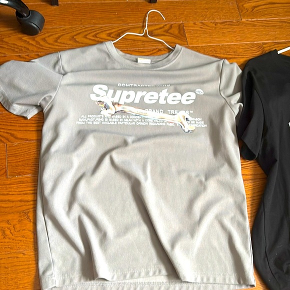 Supertee. - Picture 1 of 1